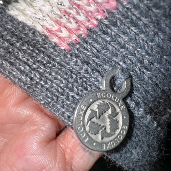 Harriman’s Canadian made merino removable recycled real fur infinity scarf - Picture 8 of 13